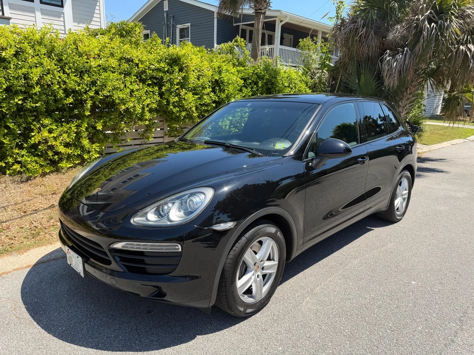 2012 Porsche 958 Cayenne - Image 10 of 31