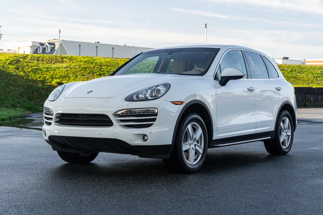 2012 Porsche 958 Cayenne - Image 9 of 31