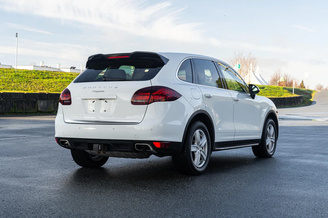 2012 Porsche 958 Cayenne - Image 22 of 31