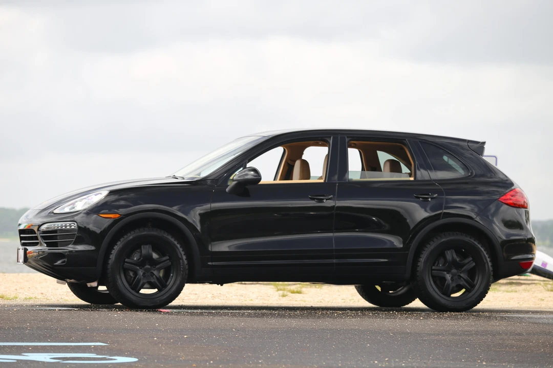 2012 Porsche 958 Cayenne - Image 15 of 31