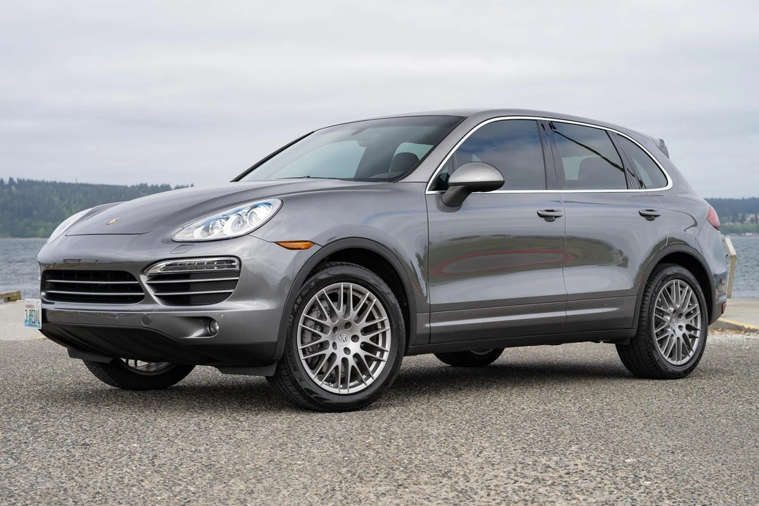 2012 Porsche 958 Cayenne - Image 2 of 31