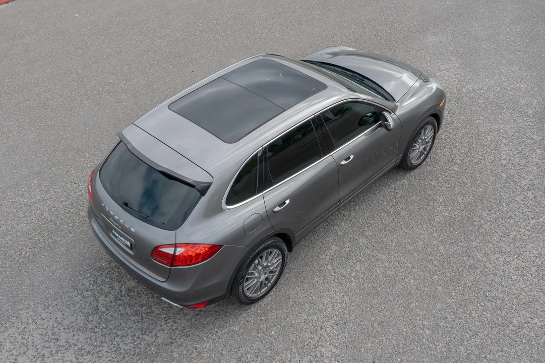 2012 Porsche 958 Cayenne - Image 13 of 31