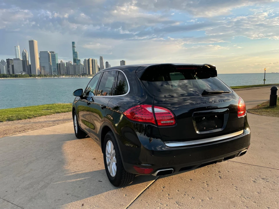 2012 Porsche 958 Cayenne - Image 25 of 31