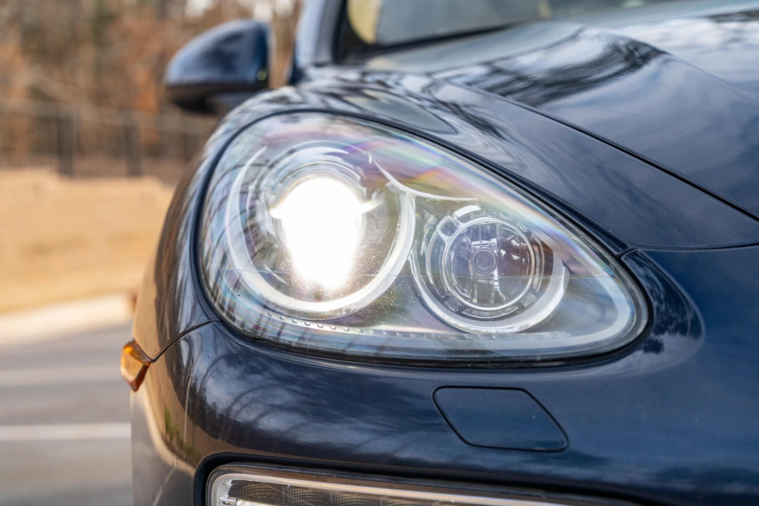 2012 Porsche 958 Cayenne - Image 12 of 31