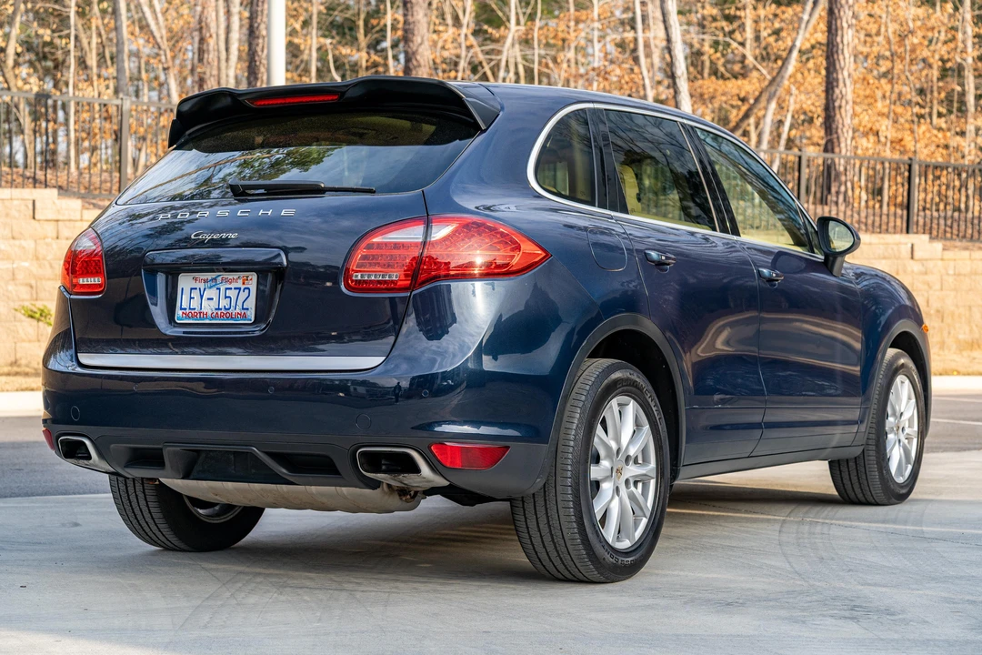 2012 Porsche 958 Cayenne - Image 8 of 31