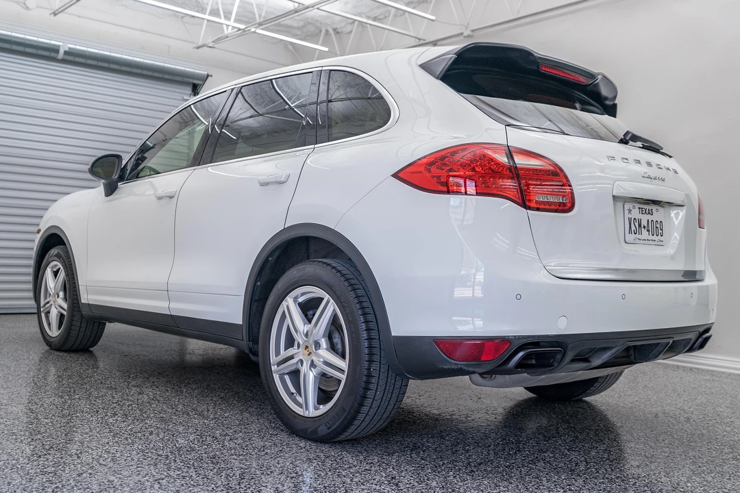 2012 Porsche 958 Cayenne - Image 10 of 31