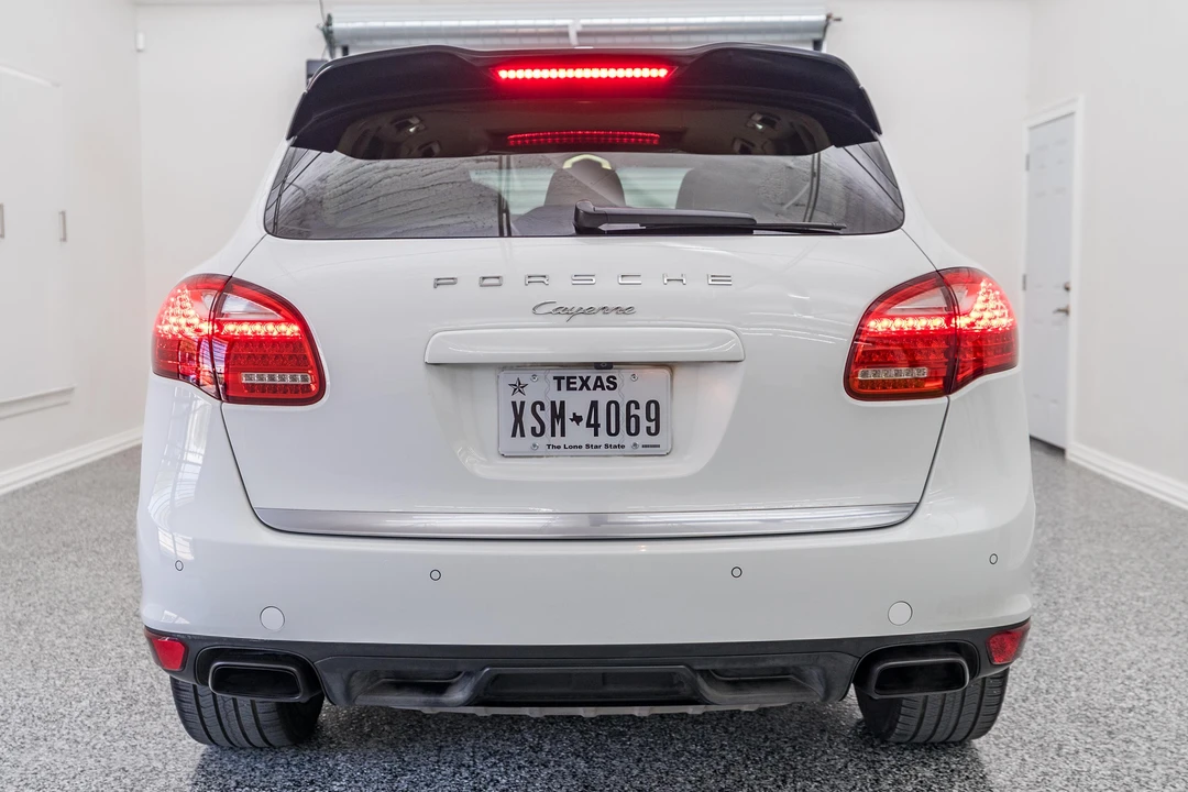2012 Porsche 958 Cayenne - Image 12 of 31