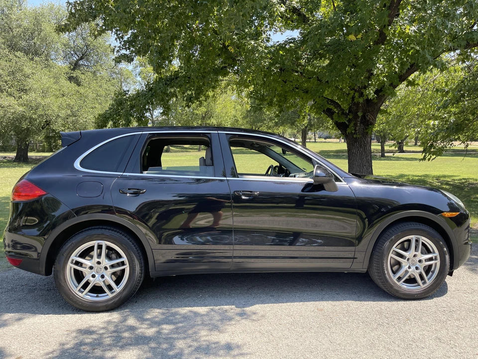 2012 Porsche 958 Cayenne - Image 22 of 31