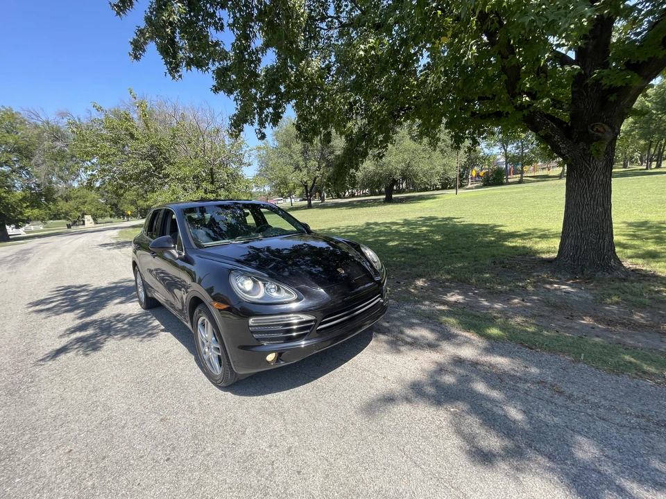 2012 Porsche 958 Cayenne - Image 24 of 31