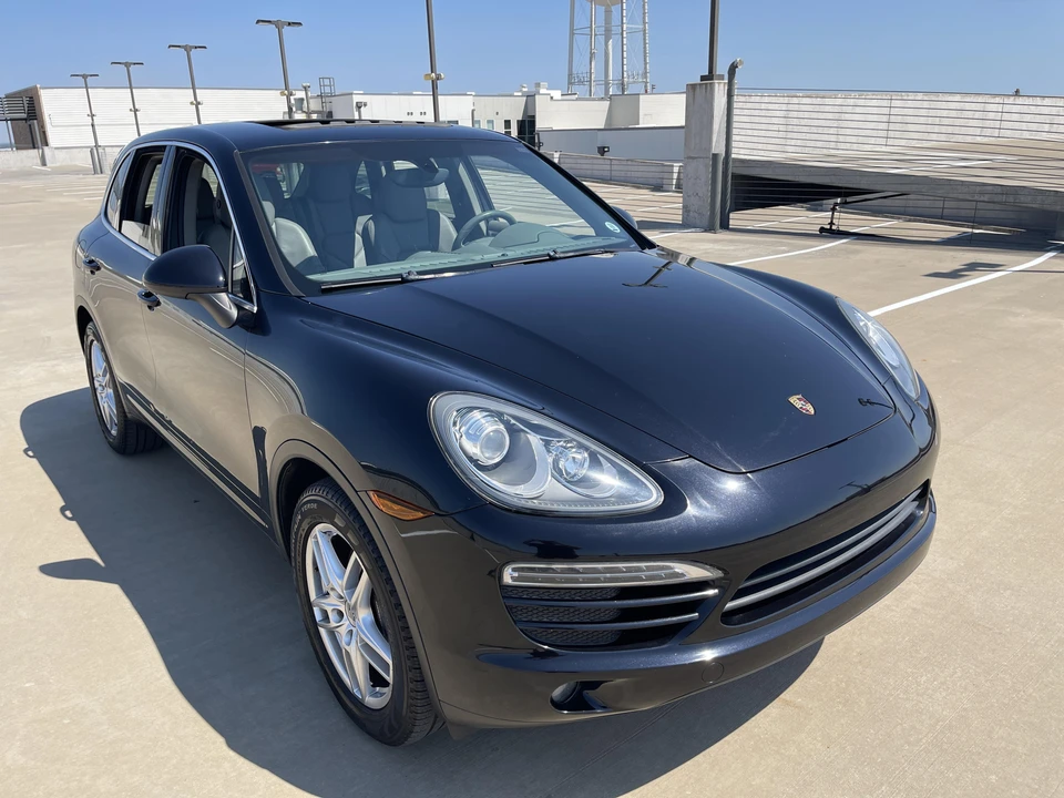 2012 Porsche 958 Cayenne - Image 25 of 31