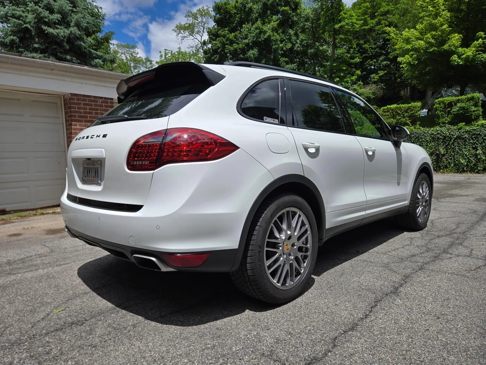 2012 Porsche 958 Cayenne - Image 20 of 31
