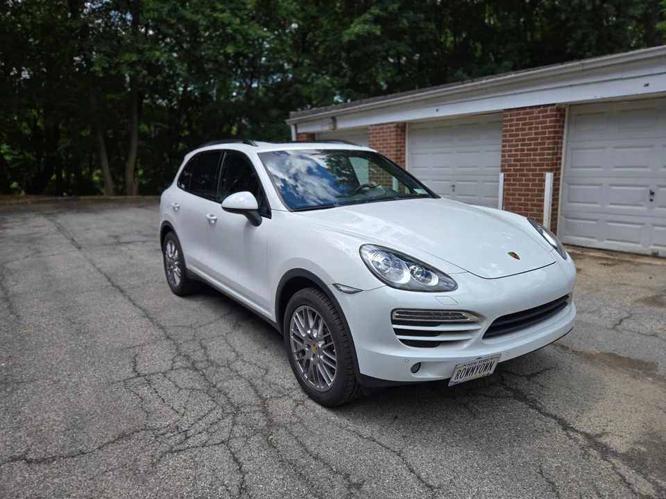 2012 Porsche 958 Cayenne - Image 26 of 31