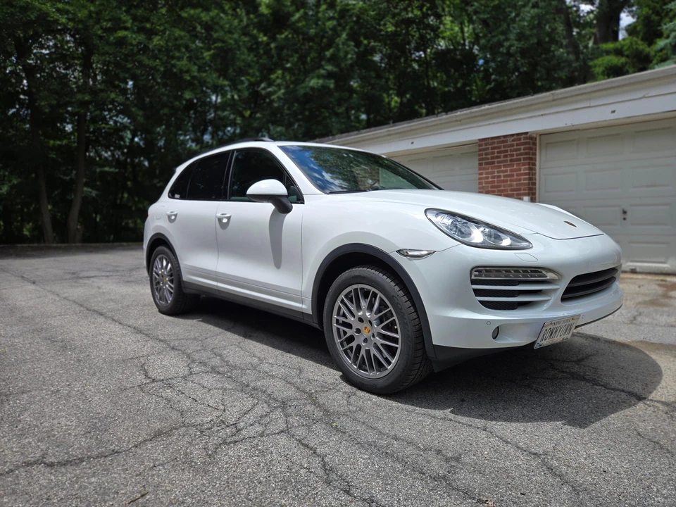 2012 Porsche 958 Cayenne - Image 24 of 31