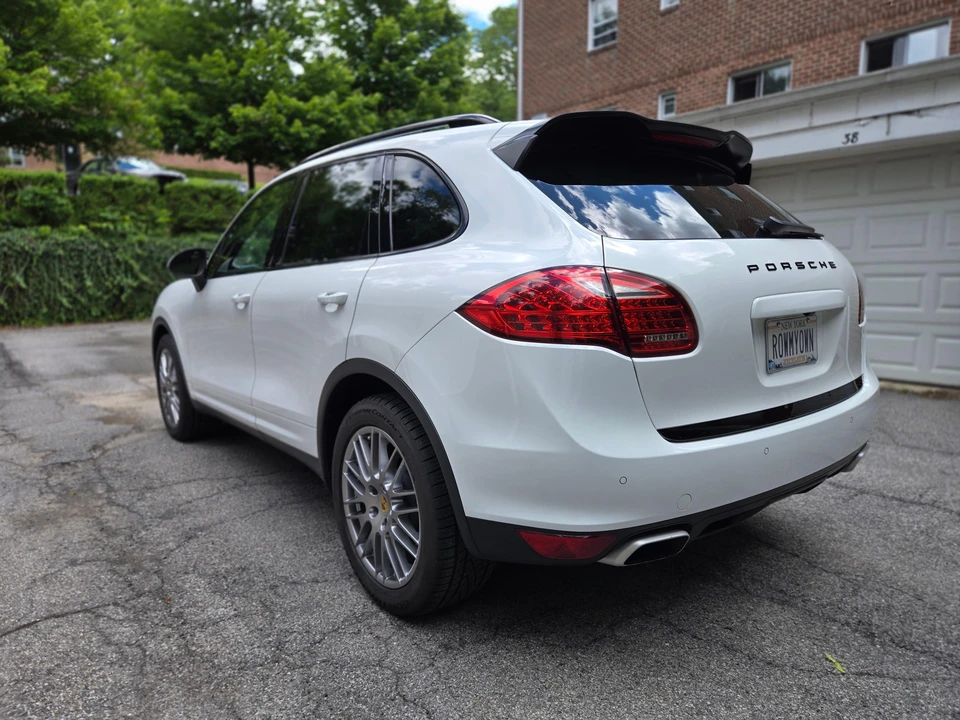 2012 Porsche 958 Cayenne - Image 14 of 31
