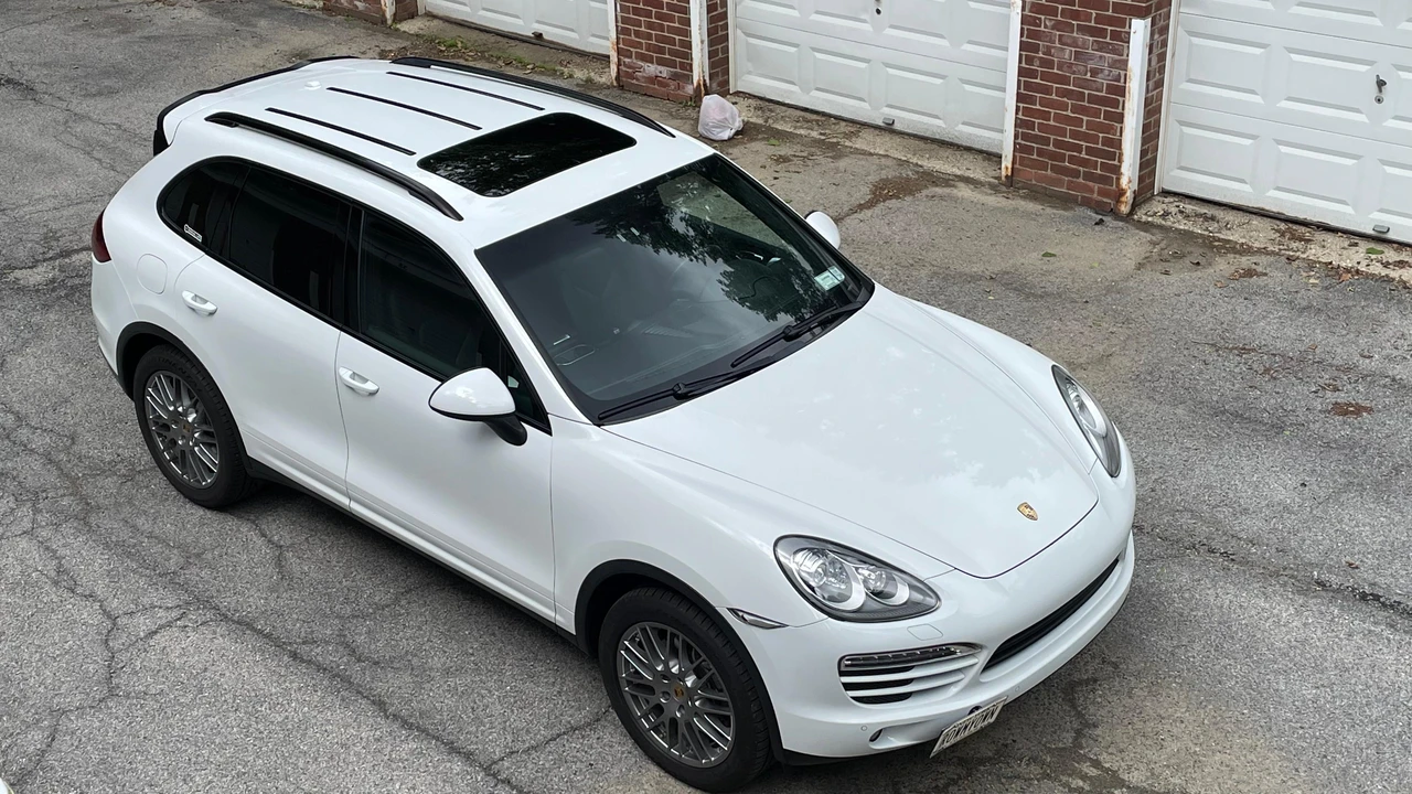 2012 Porsche 958 Cayenne - Image 23 of 31