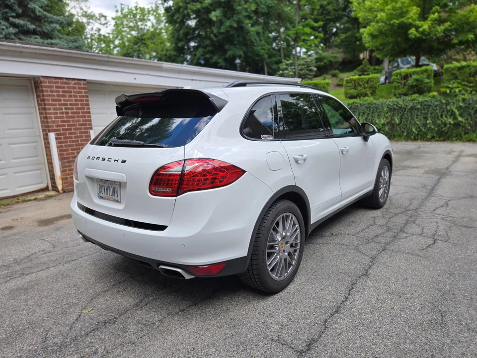 2012 Porsche 958 Cayenne - Image 19 of 31