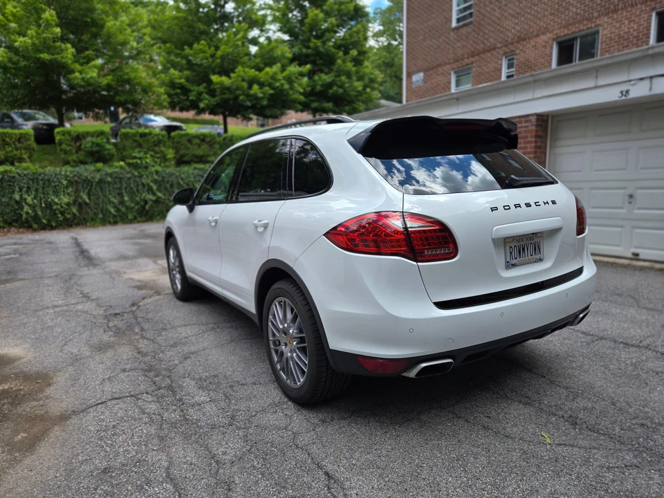2012 Porsche 958 Cayenne - Image 15 of 31