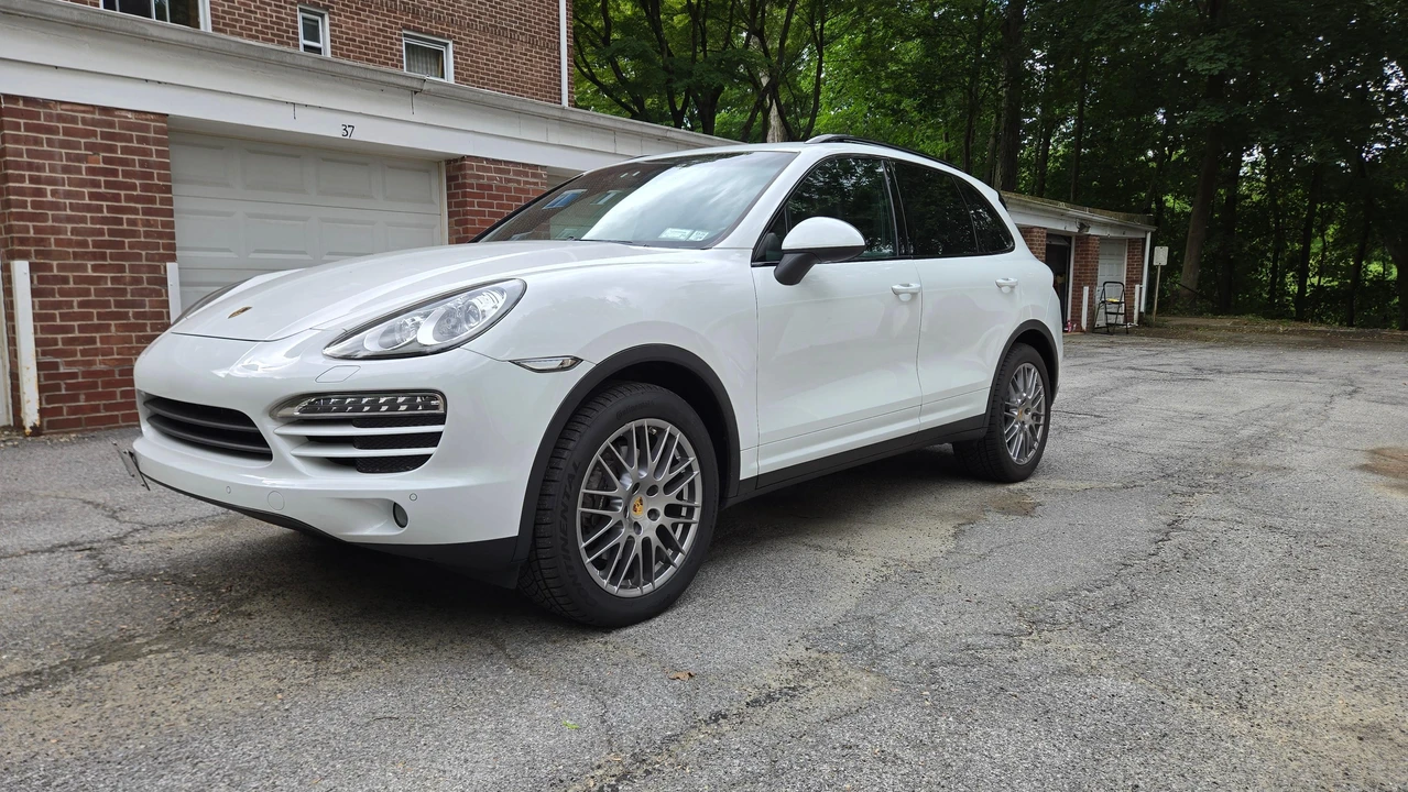 2012 Porsche 958 Cayenne - Image 11 of 31