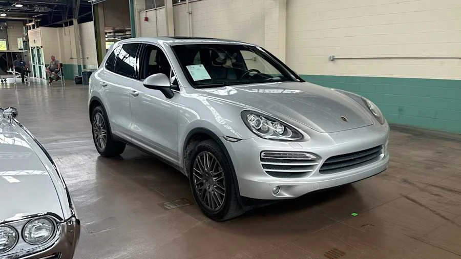 2012 Porsche 958 Cayenne - Image 3 of 7