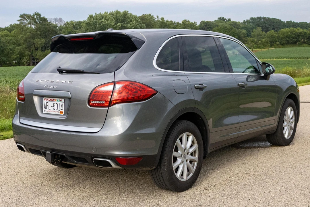 2012 Porsche 958 Cayenne - Image 4 of 31