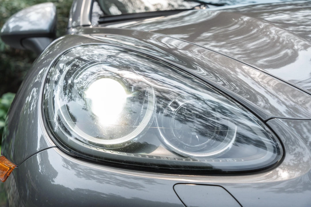 2012 Porsche 958 Cayenne - Image 10 of 31