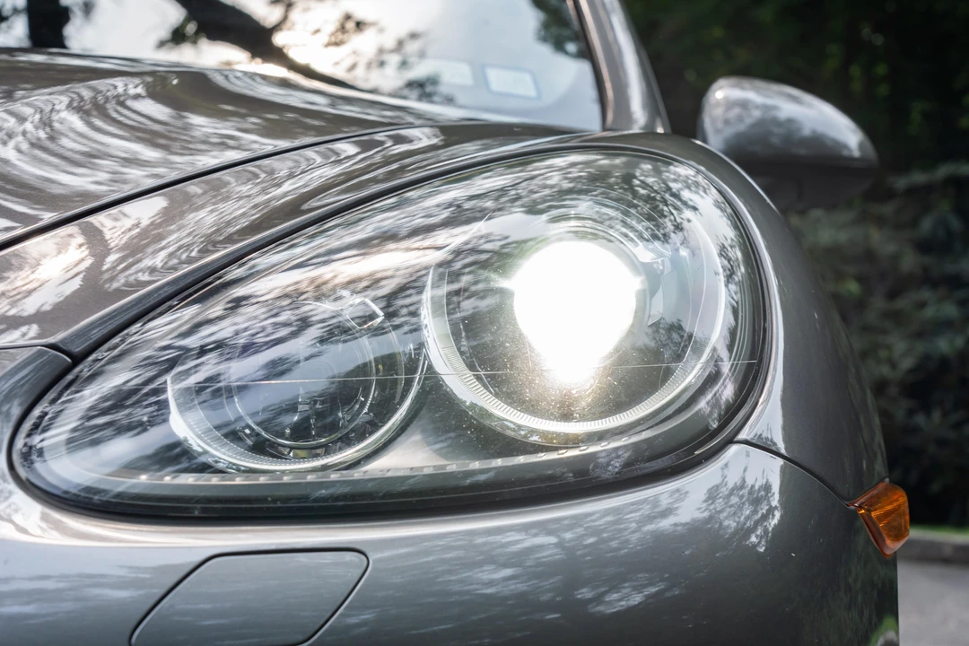 2012 Porsche 958 Cayenne - Image 12 of 31