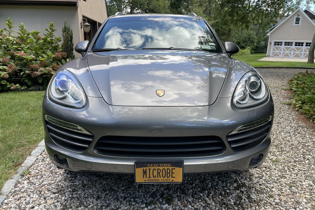 2012 Porsche 958 Cayenne - Image 2 of 31