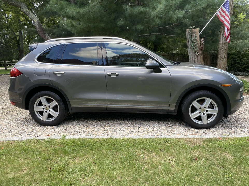2012 Porsche 958 Cayenne - Image 11 of 31