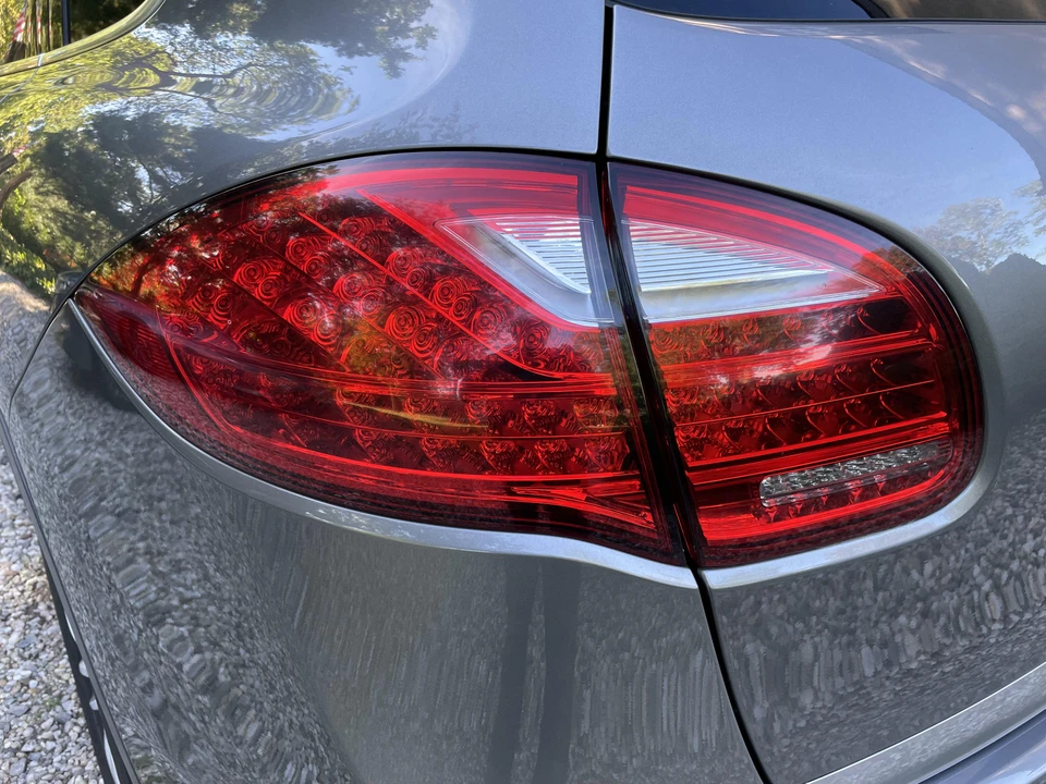 2012 Porsche 958 Cayenne - Image 18 of 31
