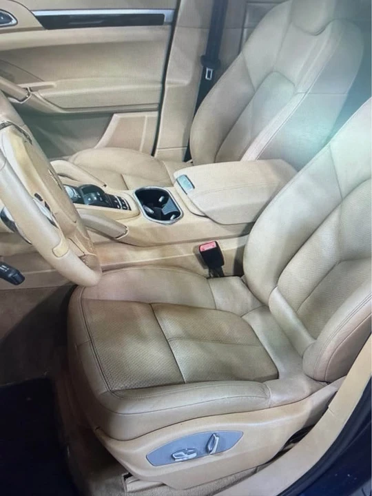 2012 Porsche 958 Cayenne - Image 5 of 11