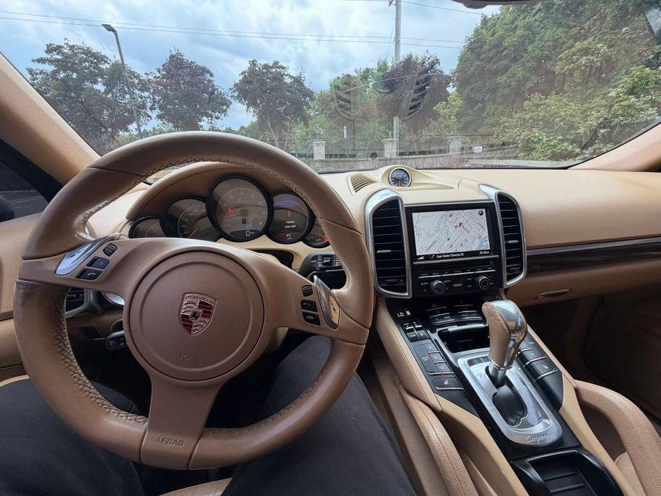 2012 Porsche 958 Cayenne - Image 7 of 13