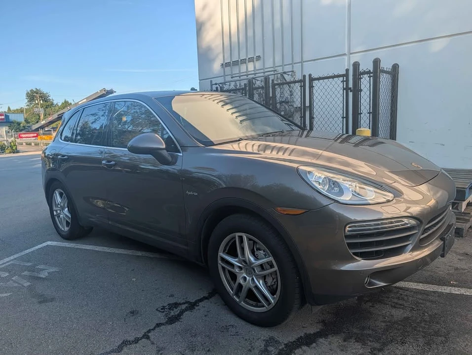 2012 Porsche 958 Cayenne - Image 3 of 15
