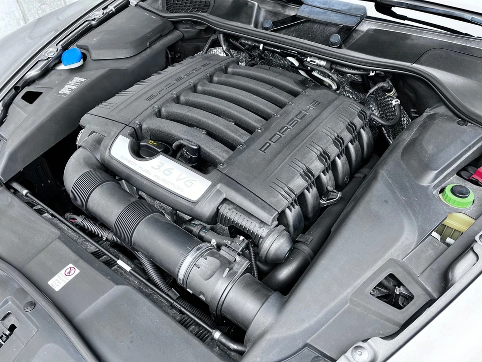 2012 Porsche 958 Cayenne - Image 6 of 18
