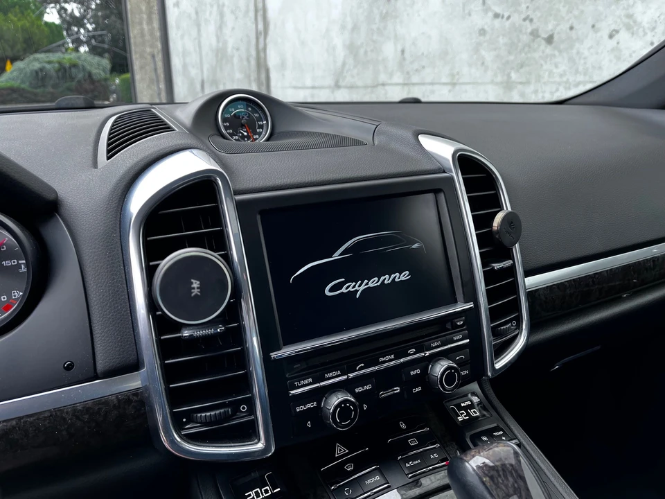 2012 Porsche 958 Cayenne - Image 8 of 18
