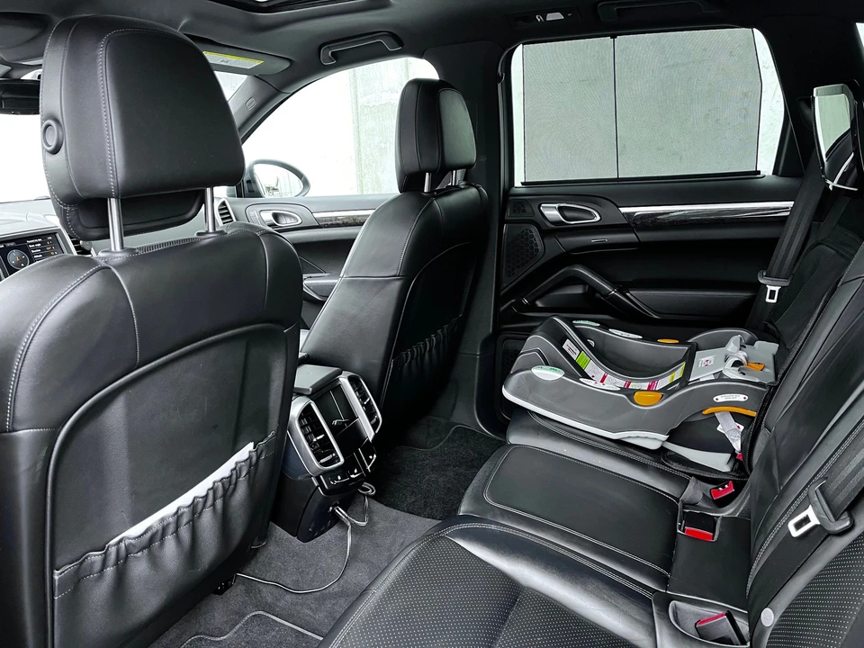 2012 Porsche 958 Cayenne - Image 10 of 18