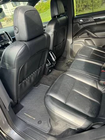 2012 Porsche 958 Cayenne - Image 11 of 12