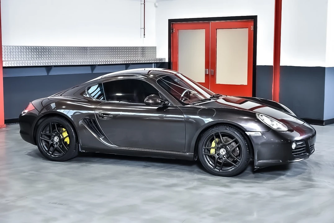 2012 Porsche 987 Cayman - Image 12 of 30