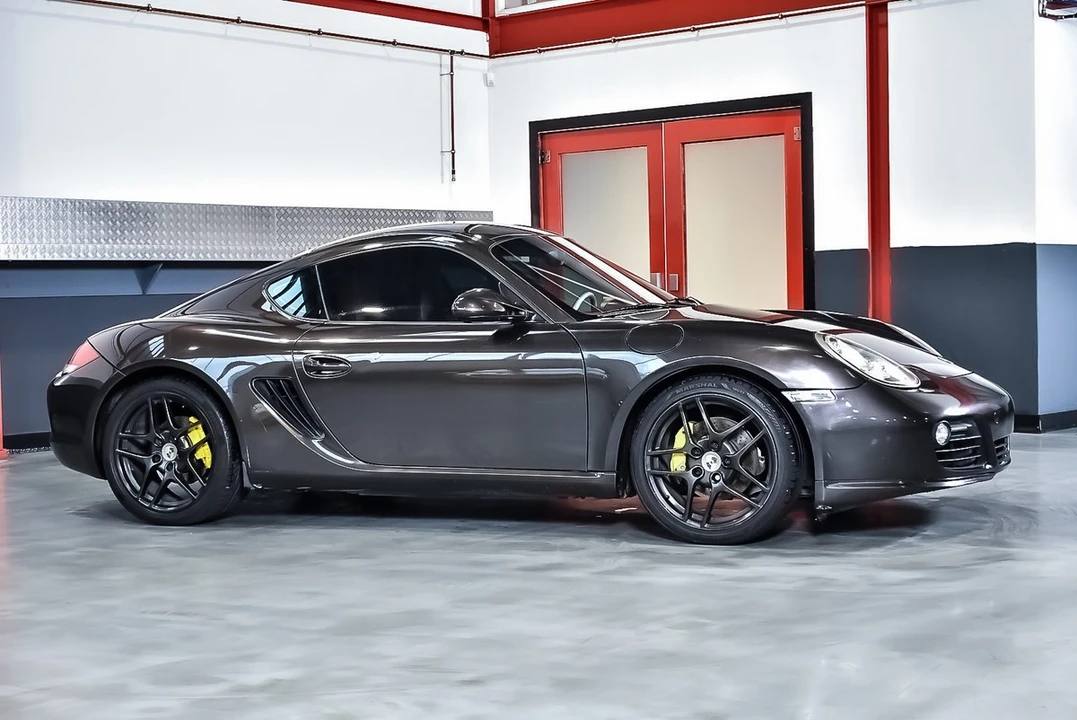 2012 Porsche 987 Cayman - Image 13 of 30