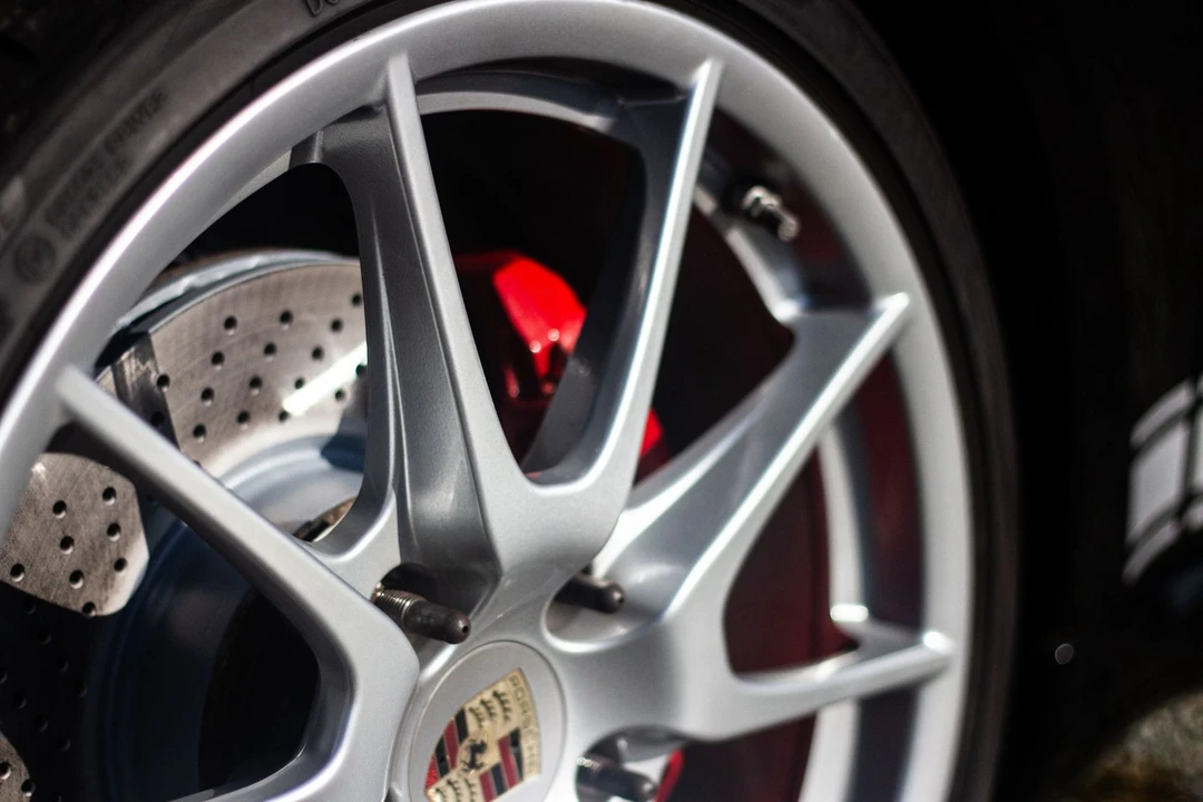 2012 Porsche 987 Cayman R - Image 26 of 31