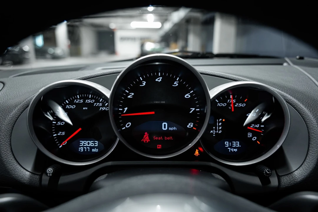 2012 Porsche 987 Cayman R - Image 11 of 31