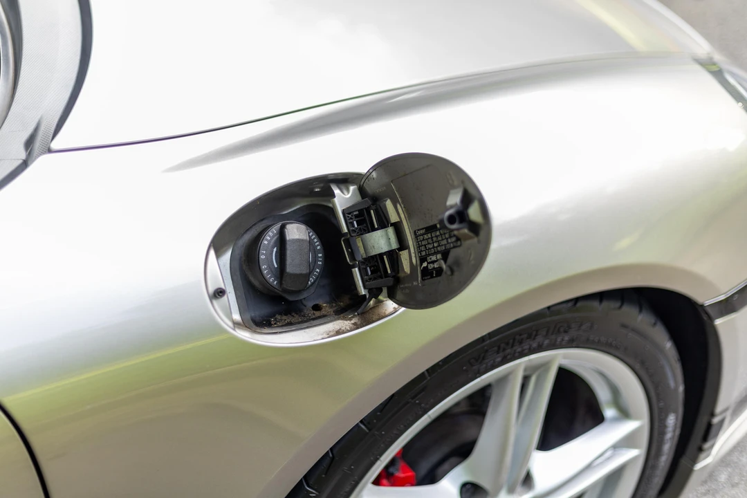2012 Porsche 987 Cayman S - Image 27 of 31