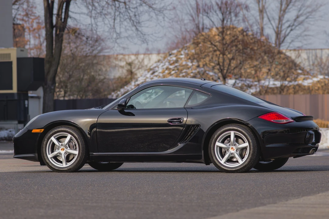 2012 Porsche 987 Cayman - Image 19 of 31