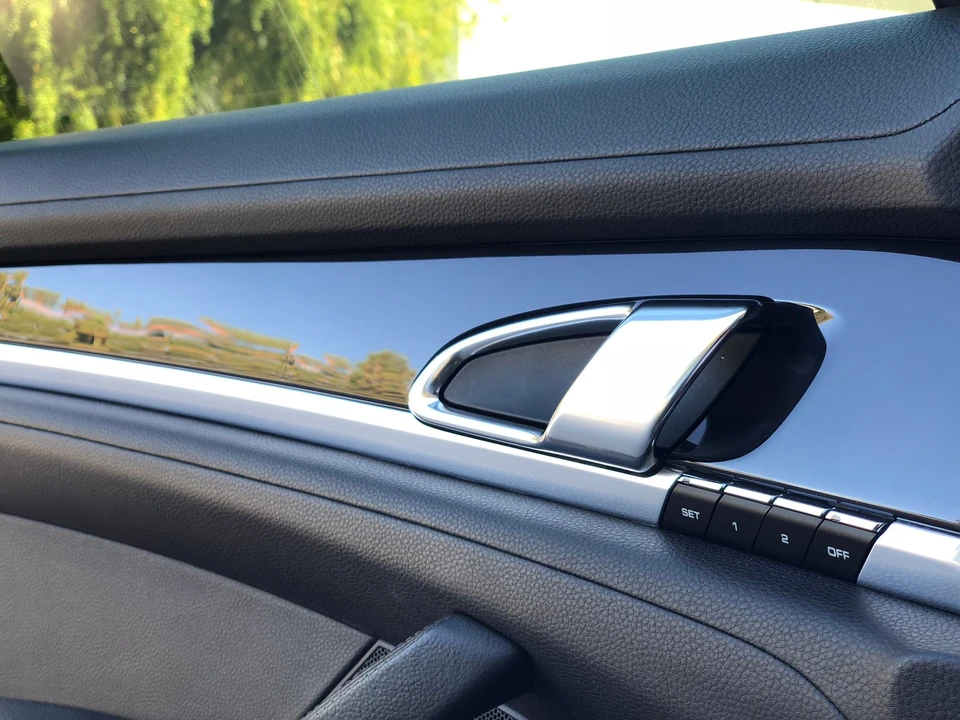 2012 Porsche 970 Panamera - Image 8 of 15