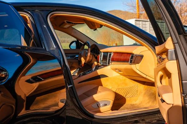2012 Porsche 970 Panamera - Image 6 of 16