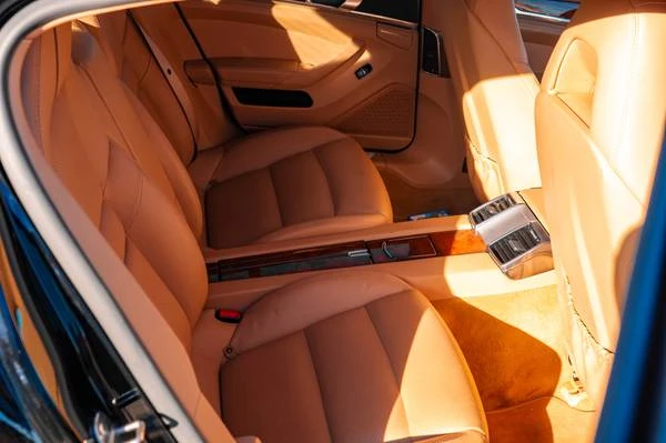 2012 Porsche 970 Panamera - Image 9 of 16