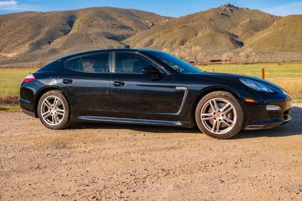 2012 Porsche 970 Panamera - Image 2 of 16