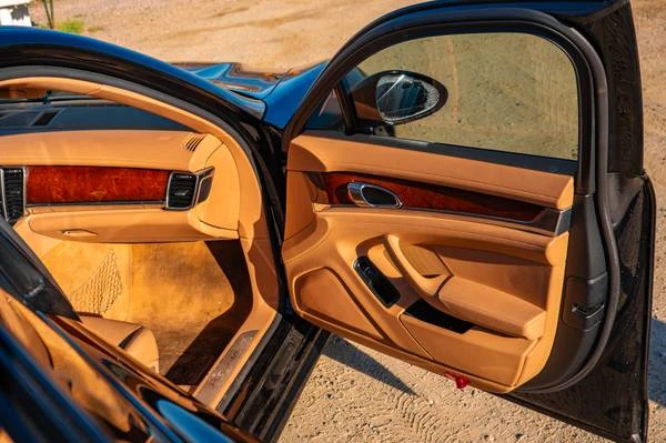 2012 Porsche 970 Panamera - Image 10 of 16