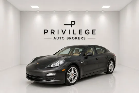 2012 Porsche Panamera 2