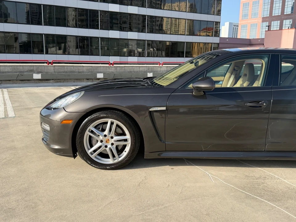2012 Porsche 970 Panamera - Image 3 of 31