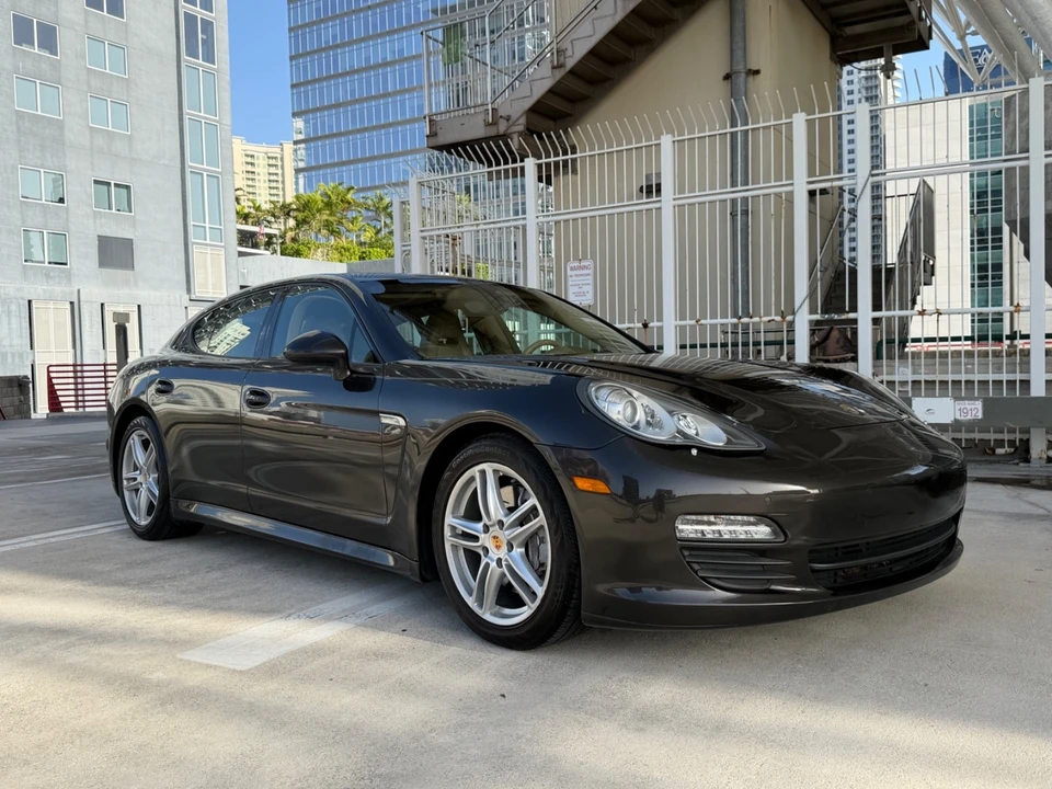 2012 Porsche 970 Panamera - Image 13 of 31